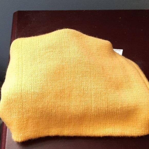 Buffalo Sabres Beanie Hat - Picture 4 of 4